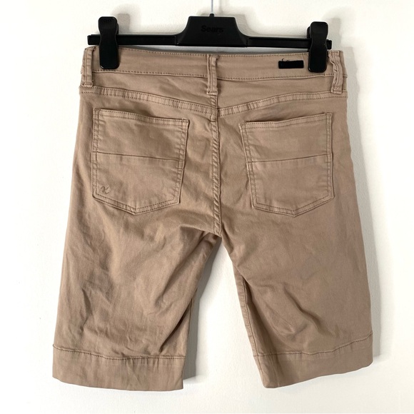 Kut from the Kloth Natalie Bermuda Shorts in Neutral Tan - Picture 6 of 8